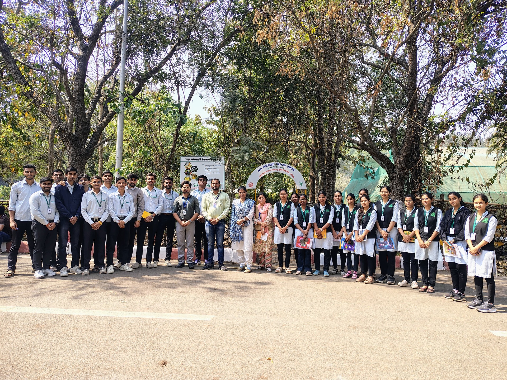 Visit of semester IV ,VI and Entomology module Students to Apiculture and Biocontrol Unit, YCMOU, Nashik on 17/02/2026-Monday