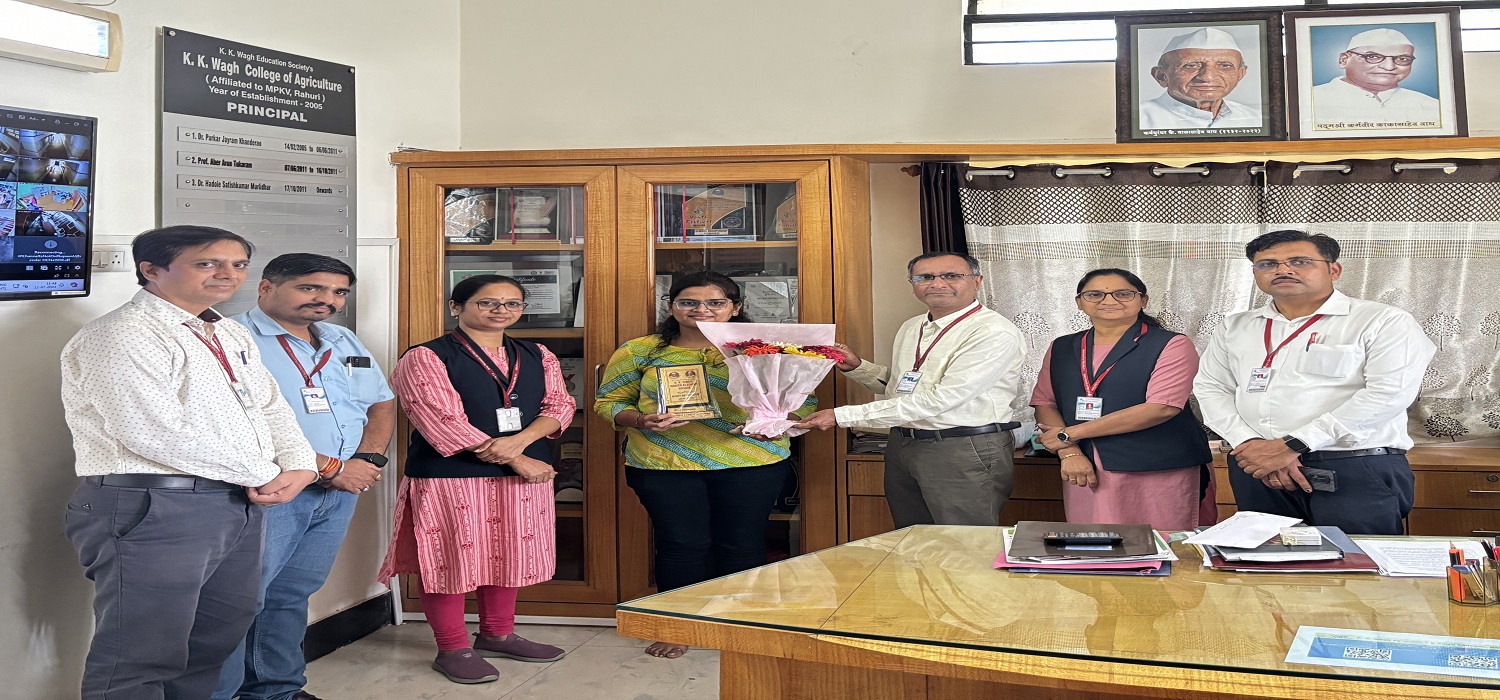 Felicitation of Miss. Saloni Patil by Dr. S. M. Hadole (Principal, K. K. Wagh Agriculture College, Nashik) selected as Jr.Asst Manager in IDBI Bank 2024